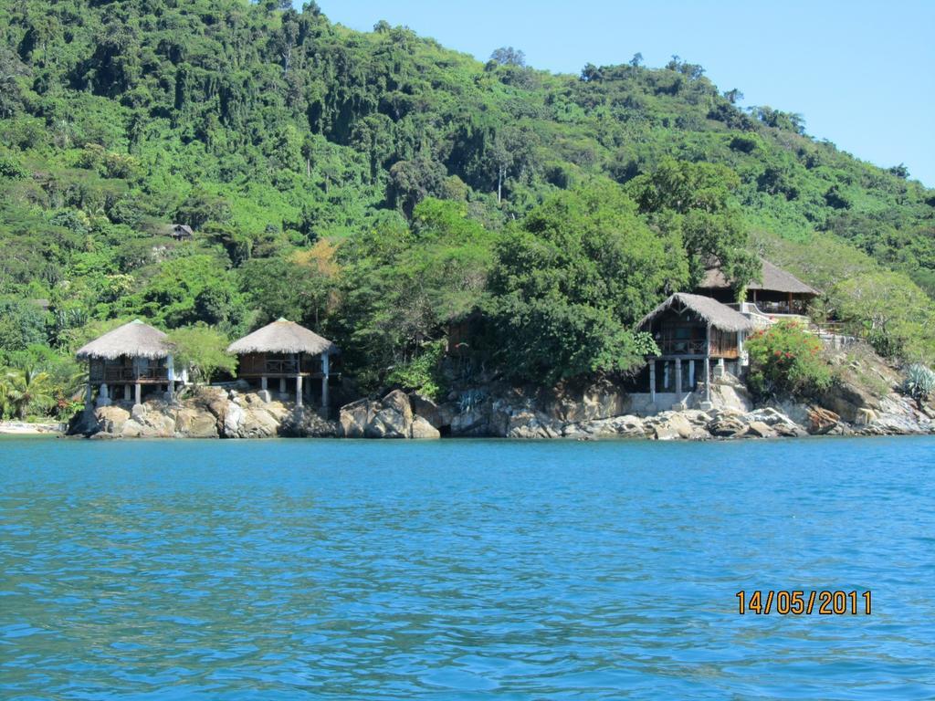 Auberge Le Maki Lodge Ampangorinana Exterior foto